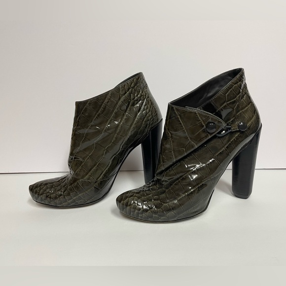 Louis Vuitton ankle boots patent leather heels dark olive 38.5/7.5-8 - Picture 1 of 10